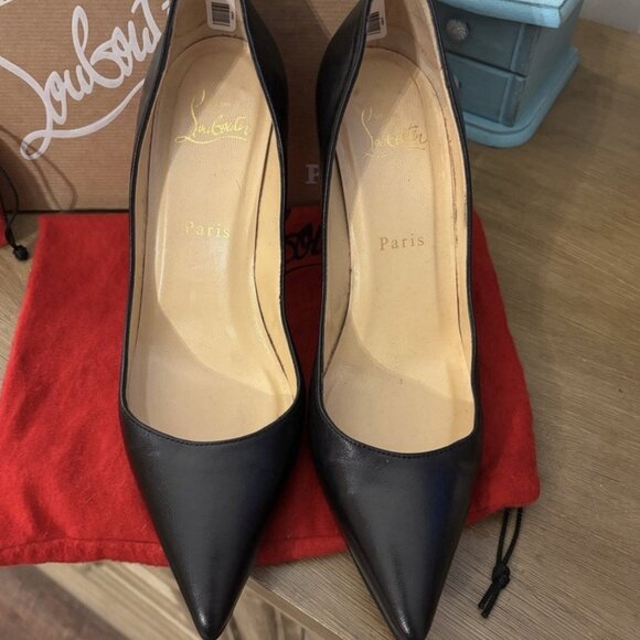 Christian Louboutin Black Leather Stiletto Pumps Pointed Toe Size 36.5/6.5B - Picture 2 of 5